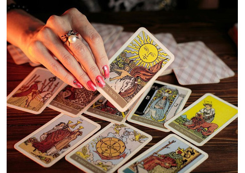 Расклад Таро “Тайные пути судьбы”