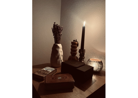 Расклады Таро и Ленорман с точки зрения психологии