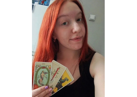 Профессиональный таролог. Расклад на картах Таро