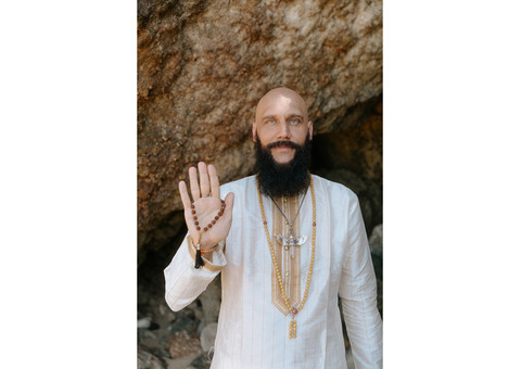 Целитель-практик · 25 лет опыта · Онлайн-сессии по всему миру